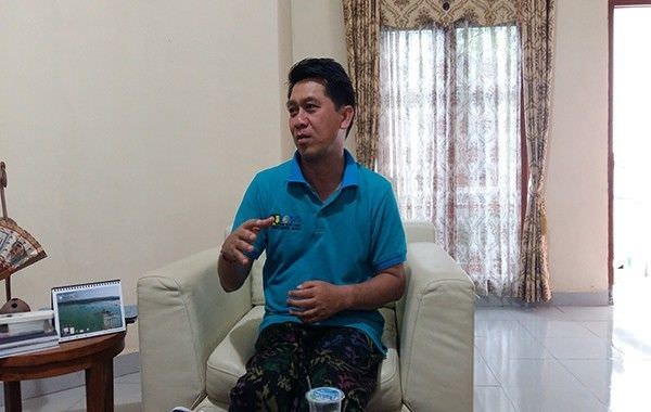 sindir-orang-doyan-nongkrong-bupati-suwirta-hidupnya-tak-teratur