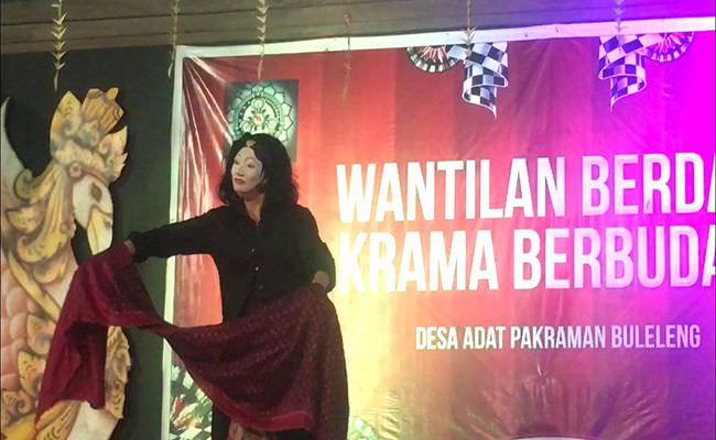 carmencita-mainkan-tokoh-tapel-luh-tampil-maksimal-bikin-woow