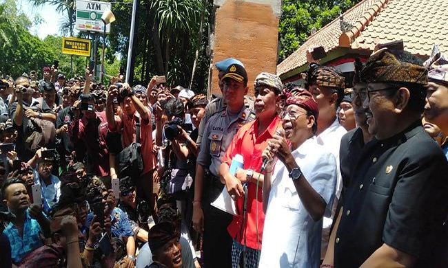 diprotes-driver-konvensional-koster-siapkan-aplikasi-bali-jek