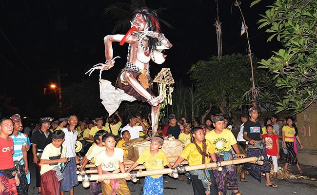 hindari-gesekan-di-masyarakat-ada-108-versi-bhutakala-untuk-ogoh-ogoh