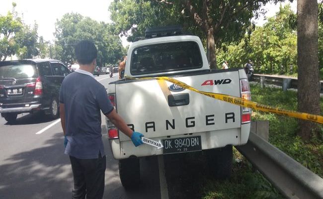 kematian-pengemudi-ford-masih-misterius-baju-adat-jadi-bukti-polisi