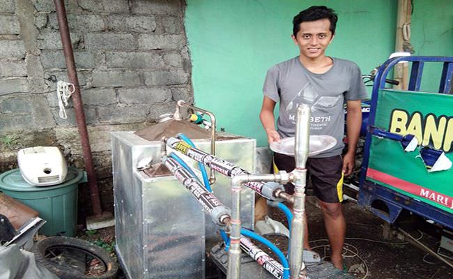 konversi-sampah-plastik-jadi-minyak-bisa-dipakai-untuk-motor-vespa