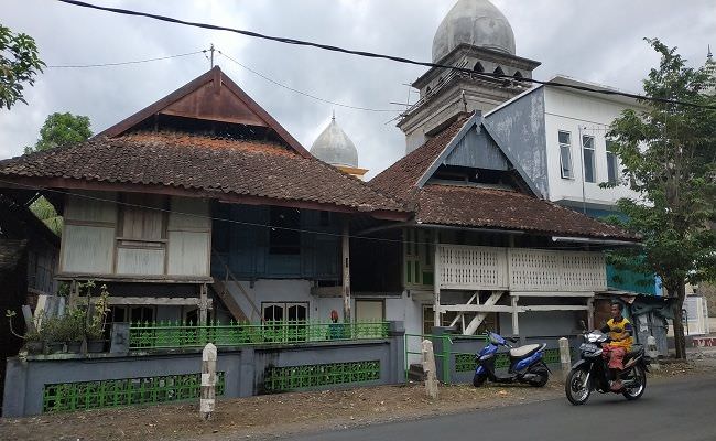 mulai-punah-rumah-panggung-loloan-diusulkan-jadi-cagar-budaya