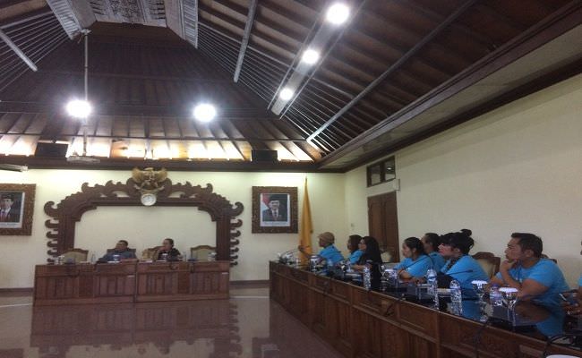 sepakat-bongkar-kasus-paedofilia-dprd-segera-panggil-polda-bali
