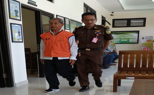 sidang-memanas-keluarga-minta-kakek-pencabul-anak-autis-dihukum-berat