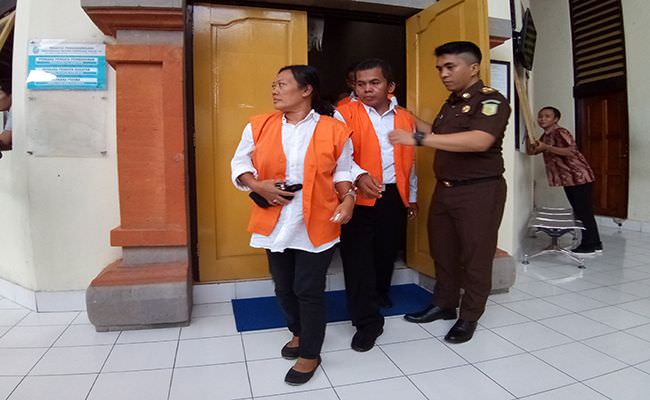 hakim-iba-karena-umur-sudah-tua-minta-jaksa-terima-putusan