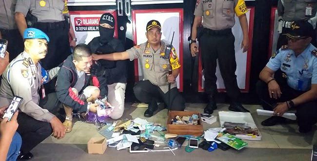 shock-wily-akasaka-simpan-bong-kotak-emas-dan-duit-jutaan-di-lapas