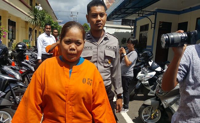 intens-dulu-dengan-para-pria-di-medsos-usai-percaya-baru-pinjam-uang