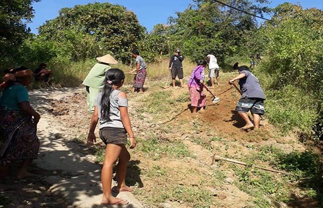 miris-jalan-desa-rusak-sepanjang-31-km-terparah-di-tianyar-barat