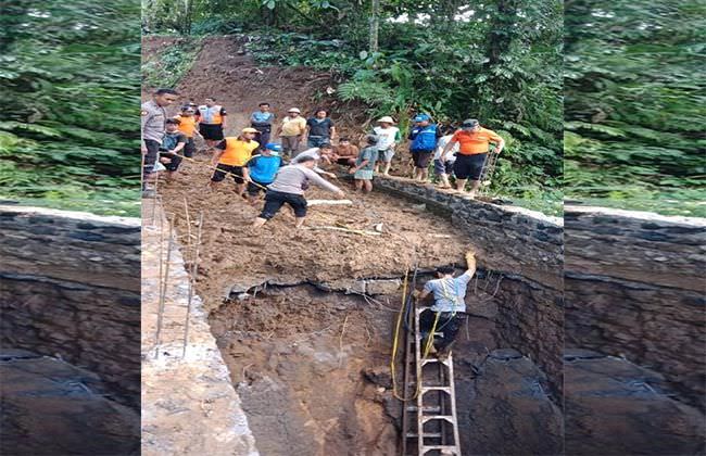 news-update-jembatan-baturiti-rubuh-dua-warga-tertimbun-satu-tewas