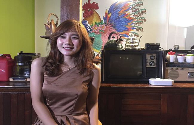 yessy-happy-bawakan-single-anyar-ciptaan-adik-kandung-sendiri