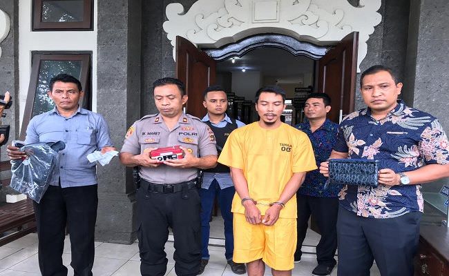bobol-rumah-panik-takut-kepergok-tinggalkan-motor-residivis-diciduk