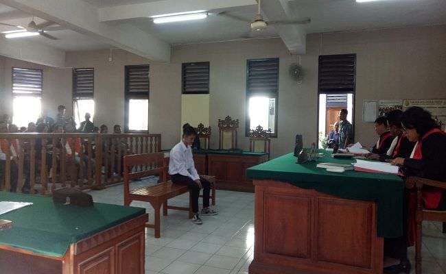 resiko-jadi-kurir-jaringan-lapas-cecep-terima-diganjar-11-tahun