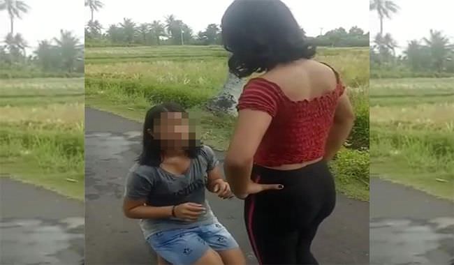 terulang-lagi-geng-cewek-aniaya-pelajar-korban-shock-video-viral