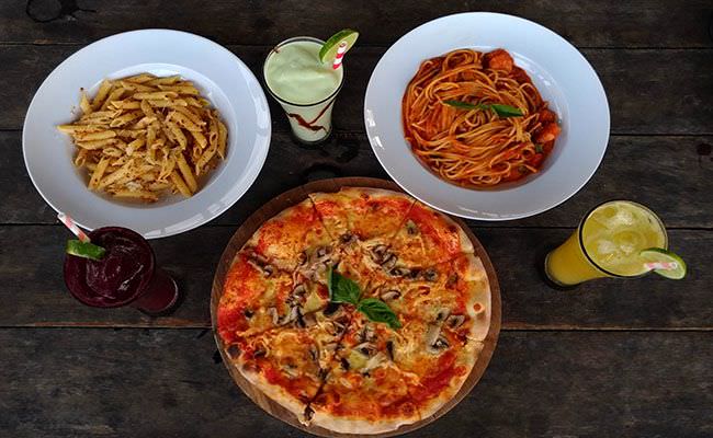 island-beach-bar-tawarkan-kelezatan-ragam-pizza-diiringi-live-dj