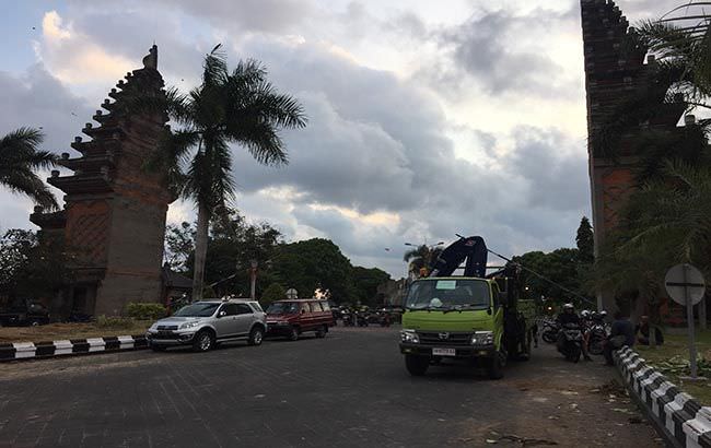 permak-taman-pintu-gerbang-puspem-badung-anggarkan-rp-19-miliar
