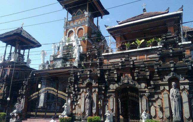 terungkap-pecalang-ikut-amankan-pelaku-saat-rusak-gereja-santo-yoseph