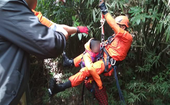 ajaib-nekat-terjun-dari-jembatan-ngongkong-remaja-kintamani-selamat