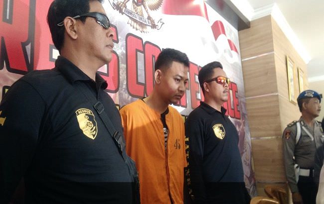 terungkap-ngaku-dibayar-pembunuh-spg-cantik-itu-ternyata-gigolo