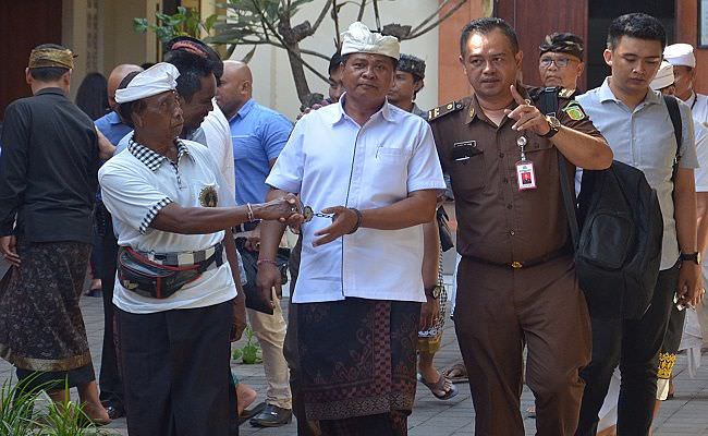 eksepsi-ditolak-sudikerta-ngaku-ditekan-sewot-saat-digiring-ke-sel