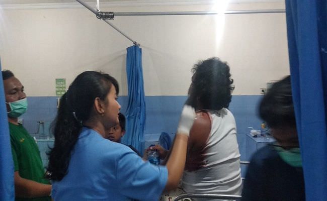 sadis-diawali-mabuk-miras-ribut-di-arena-tajen-berujung-penebasan