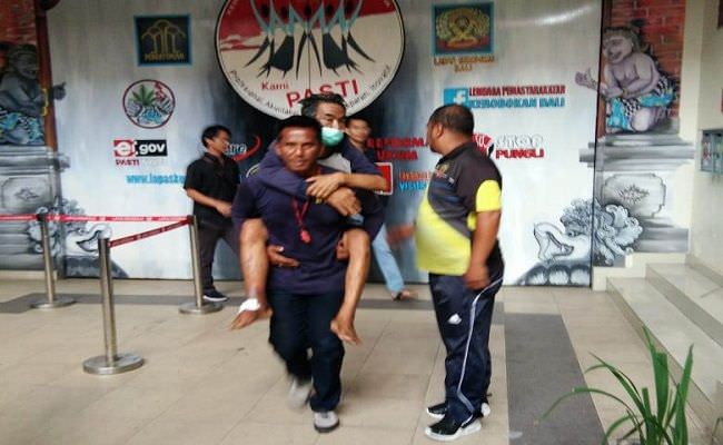 mimih-kaki-membusuk-tak-bisa-jalan-penahanan-wayan-wakil-dialihkan