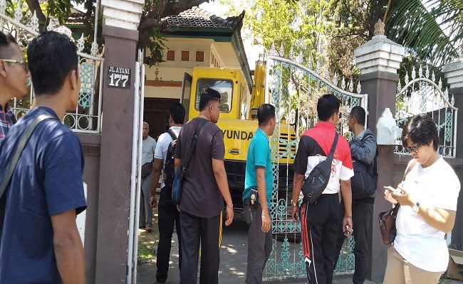 omg-dipicu-utang-piutang-sekelompok-preman-rusak-rumah-warga-bali