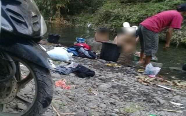 omg-unggah-foto-emak-emak-mandi-di-sungai-warga-mendoyo-dipolisikan