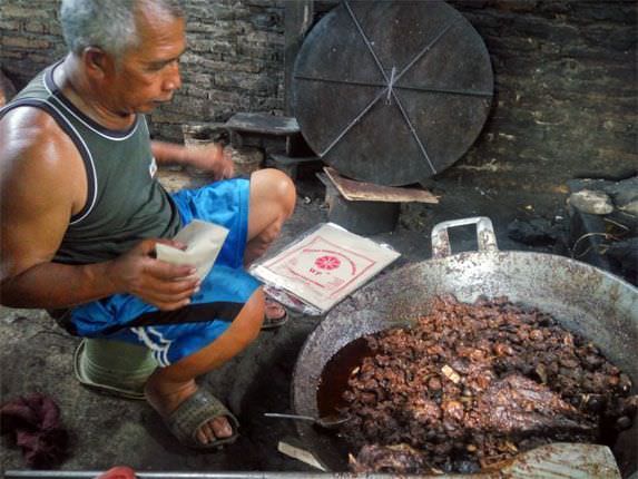 warning-koster-larang-jual-daging-anjing-penjual-rw-terancam-pidana