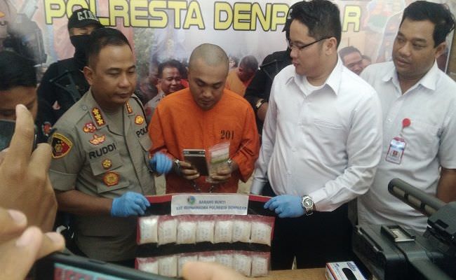 cckkkpolisi-bali-amankan-13-kg-sabu-dari-pengedar-jaringan-medan
