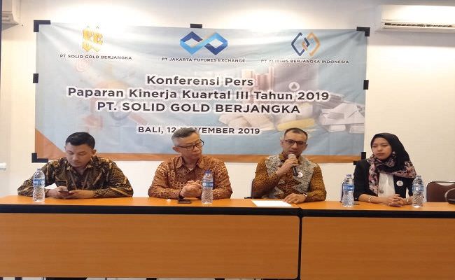 kuartal-iii-harga-emas-stabil-solid-gold-berjangka-cetak-rapor-biru