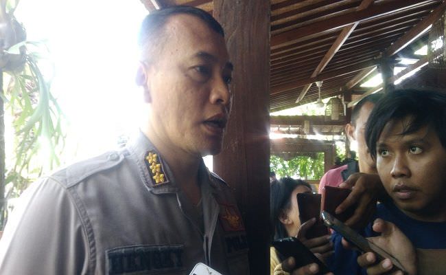 oknum-polisi-mami-karaoke-tak-terbukti-selingkuh-polda-hanya-teman