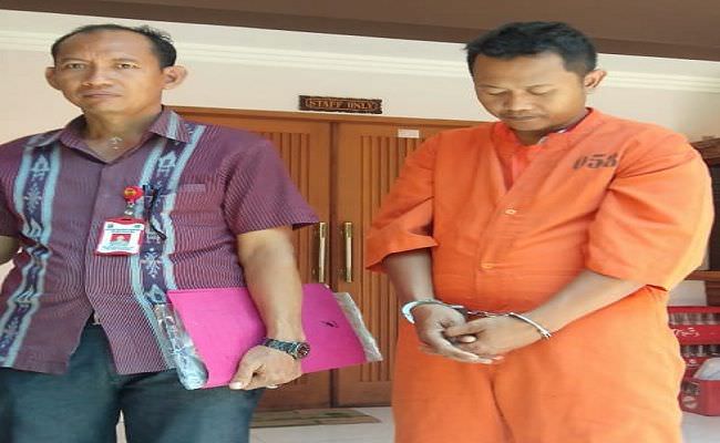 bawa-paket-sabu-seberat-10-gram-pecatan-polisi-dirungkus