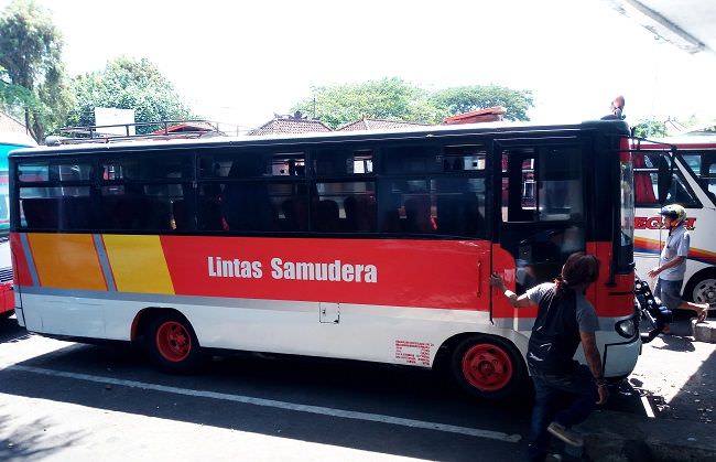 dishub-denpasar-izinkan-bus-akap-kembali-masuk-terminal-ubung