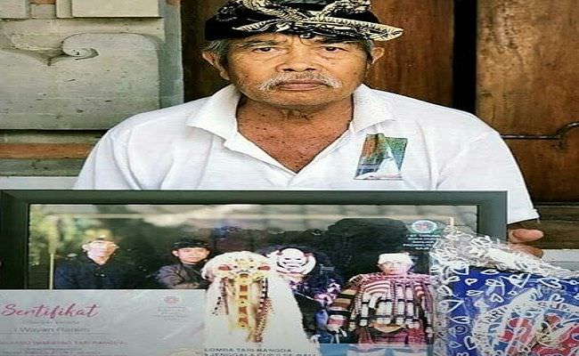 sebelum-menari-selalu-minta-keselamatan-dan-pantang-makan-sembarangan