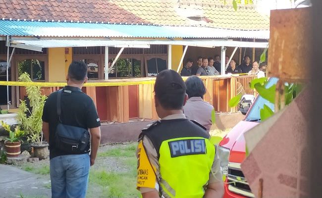 breaking-news-wanita-bos-toko-bangunan-diduga-tewas-dibunuh