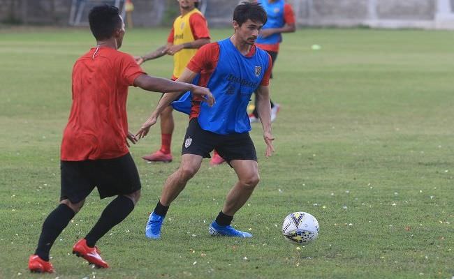 debut-perdana-di-stadion-dipta-gavin-kwan-adsit-terkenang-masa-kecil