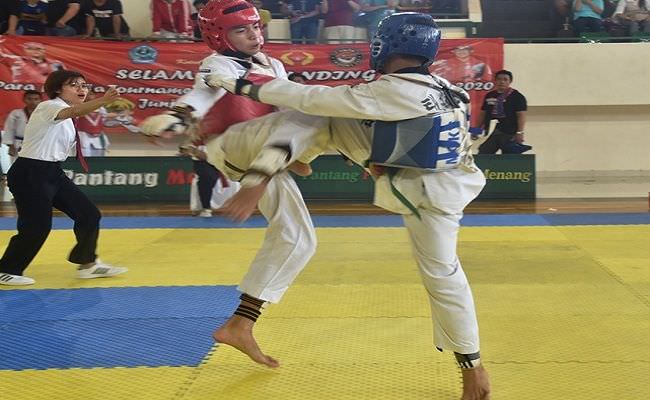 355-taekwondoin-se-kota-denpasar-siap-bertarung-jadi-yang-terbaik
