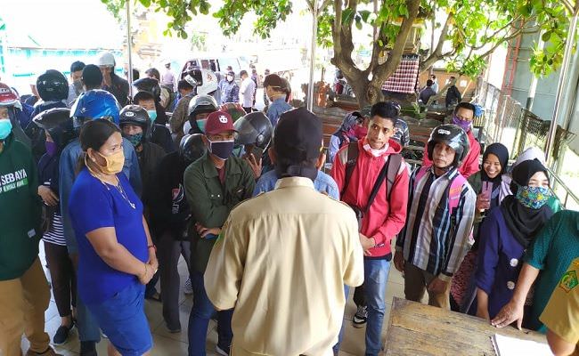 distop-di-gilimanuk-ratusan-orang-ditolak-masuk-bali