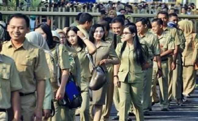 mendagri-tito-karnavian-larang-rambut-asn-diwarnai-mencolok