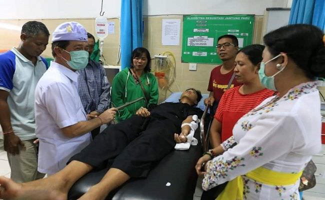 tanding-di-ajang-porsenijar-atlet-silat-klungkung-patah-tangan-kiri