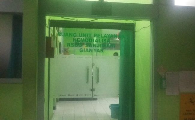 kasus-positif-melonjak-ruang-isolasi-covid-19-rs-sanjiwani-overload