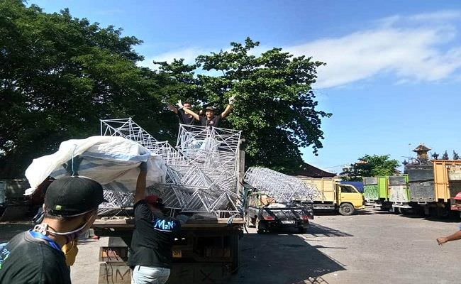 bangun-tower-baru-problem-blankspot-di-nusa-penida-mulai-teratasi