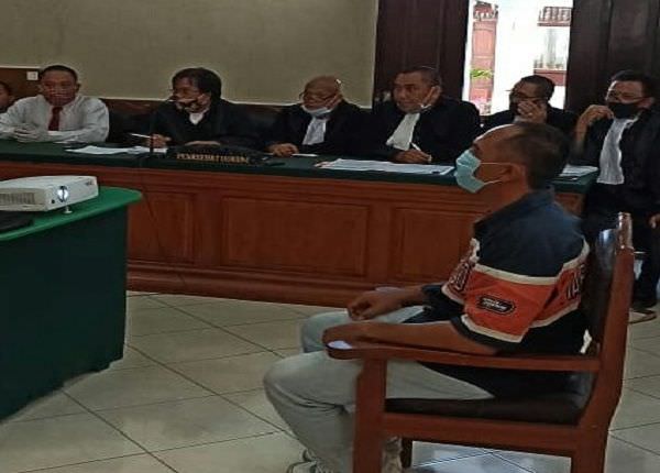 gus-adi-dkk-ngotot-hadirkan-kapolda-dan-gubernur-bali-di-depan-sidang