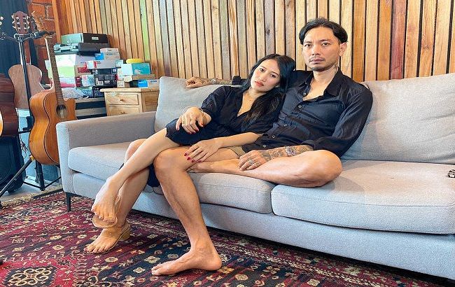 negaro-joh-kisah-ldr-krisna-istri-libatkan-buah-hati-di-video-klip