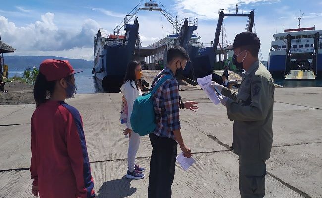 catat-beda-aturan-masuk-jawa-tanpa-rapid-test-ke-bali-masih-wajib