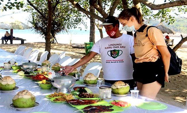 diskon-tiket-pesawat-gandeng-youtuber-tina-bule-promosikan-bali