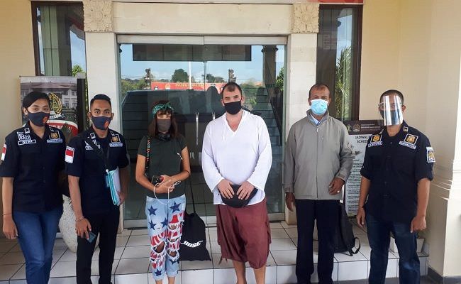 gelar-meditasi-berbayar-di-ubud-imigrasi-deportasi-dua-bule-rusia