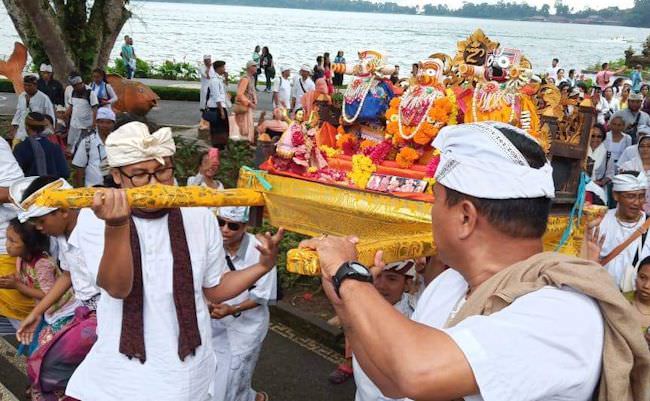 tanggapi-polemik-penganut-hare-krishna-ajak-semua-pihak-mulat-sarira