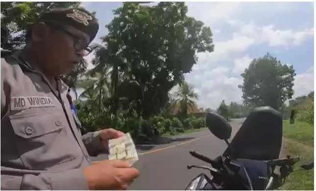 terkuak-oknum-polisi-pemeras-turis-jepang-itu-anggota-polres-jembrana
